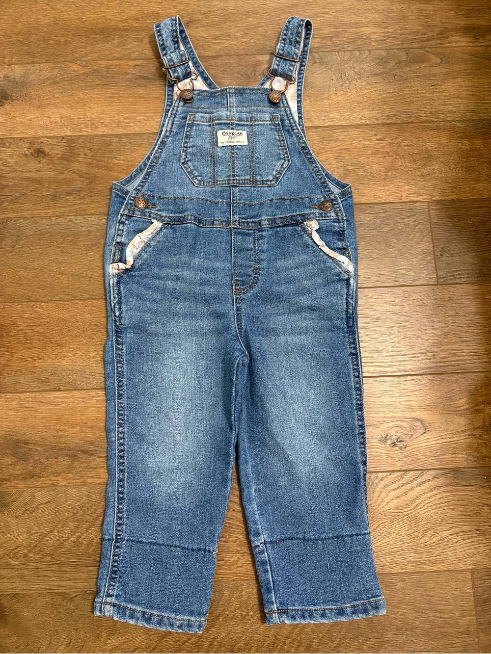 OshKosh B'gosh Medium Blue Denim girls Overalls Adjustable size 2T